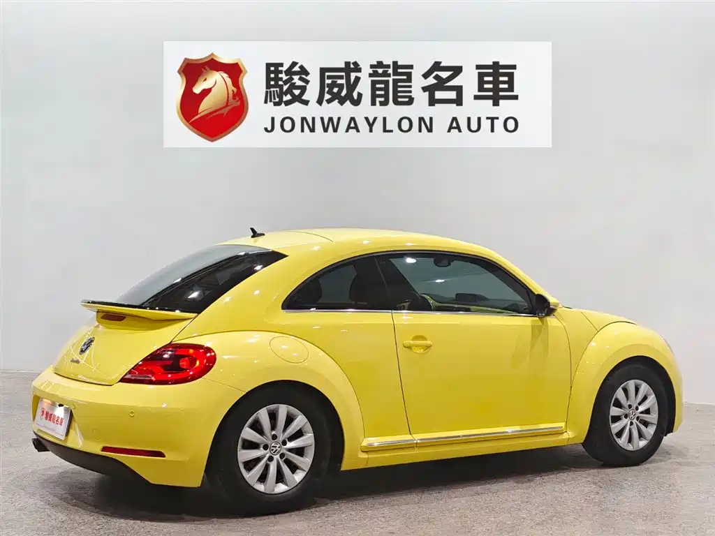 Volkswagen Beetle 2013