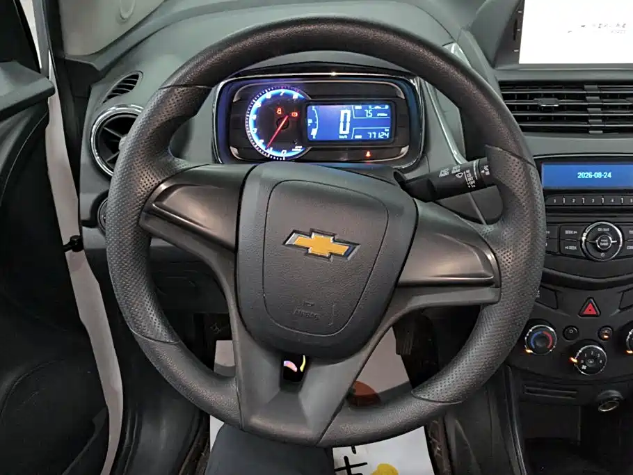 Chevrolet Trax 2017 — фото 14