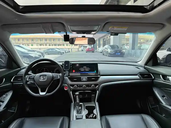 Honda Accord 2023