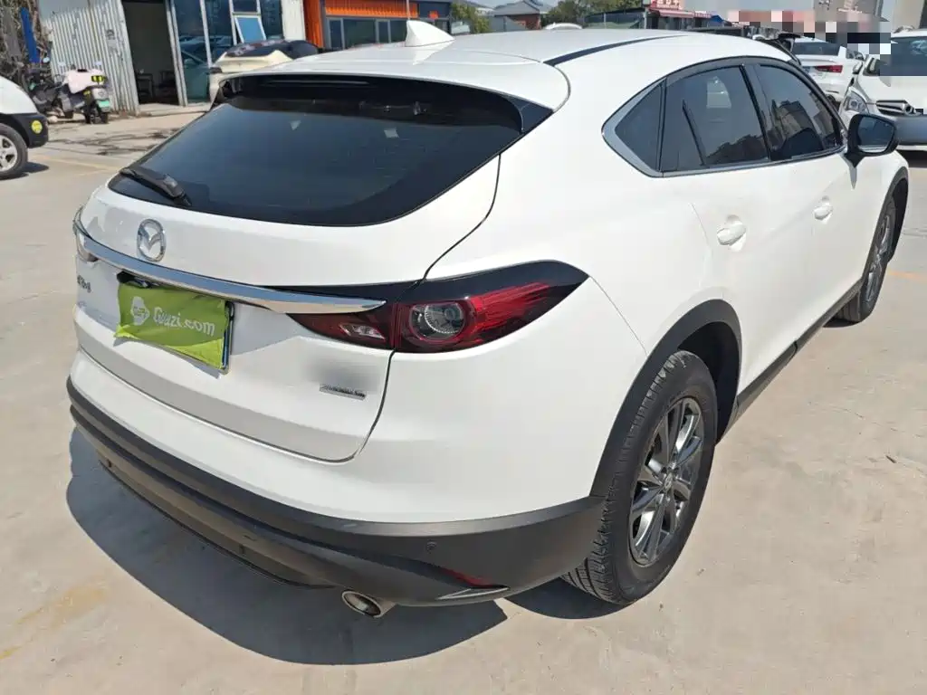 Mazda CX-4 2021