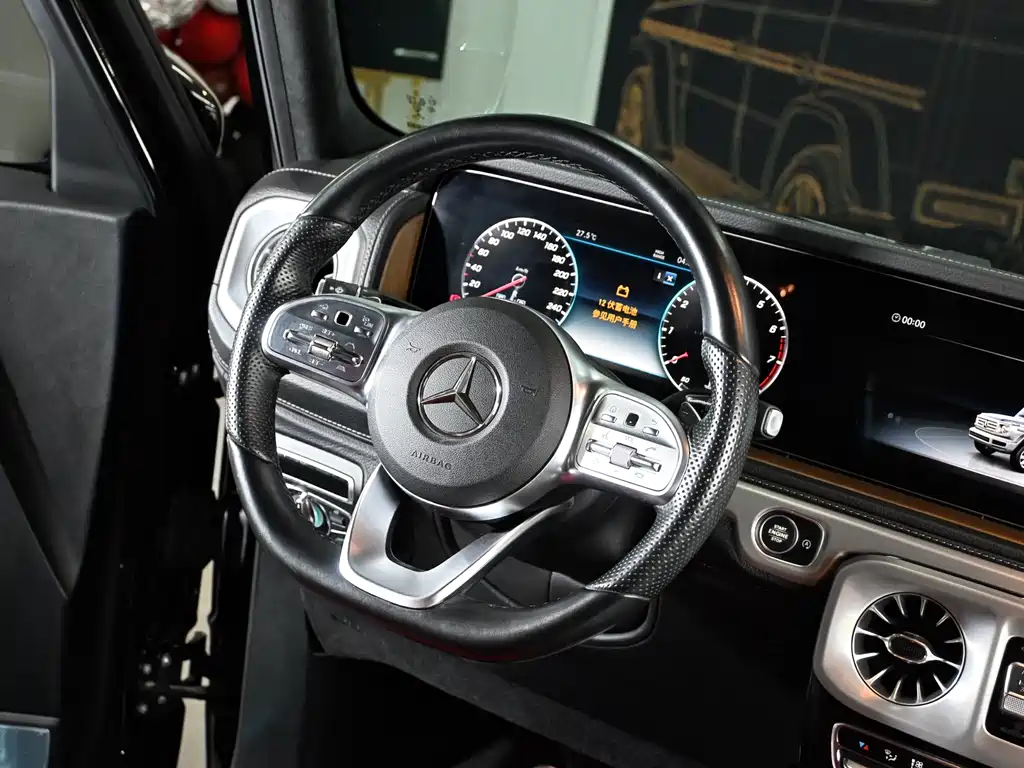 Mercedes-Benz G-Class 2022 — фото 21