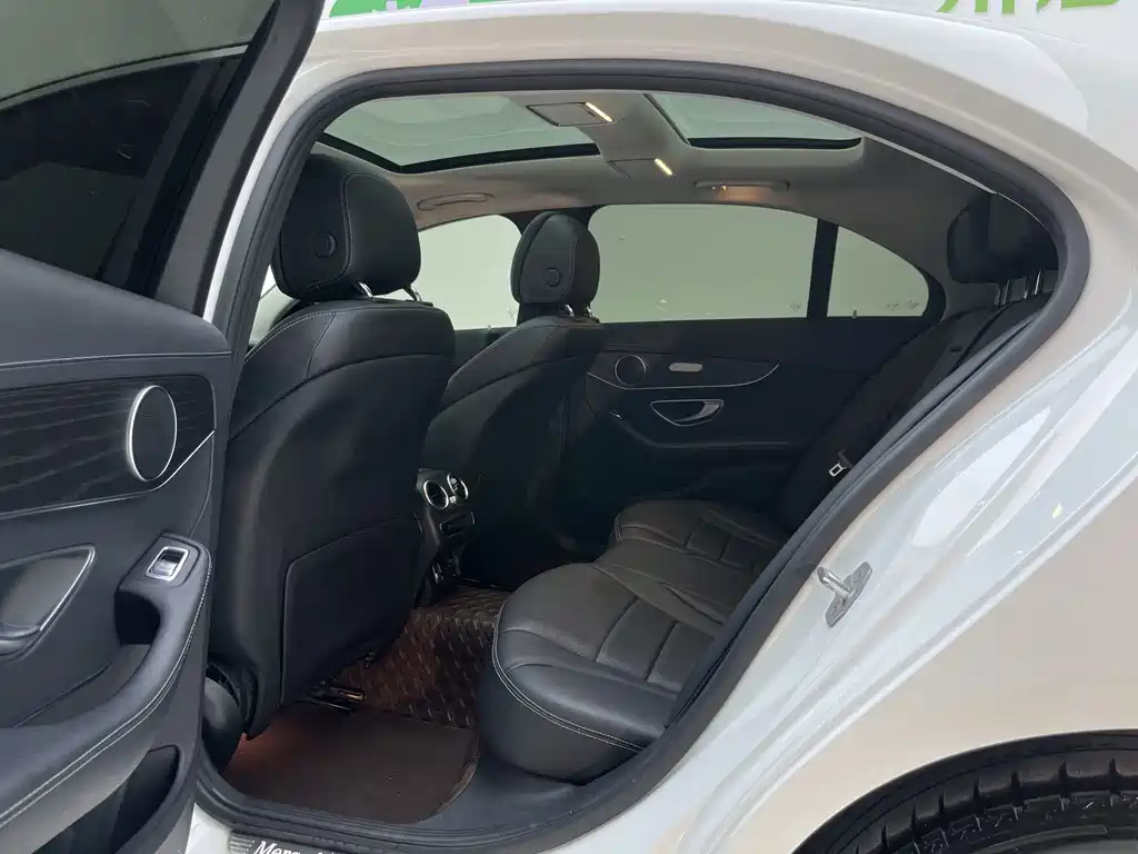 Mercedes-Benz C-Class 2021 — фото 15