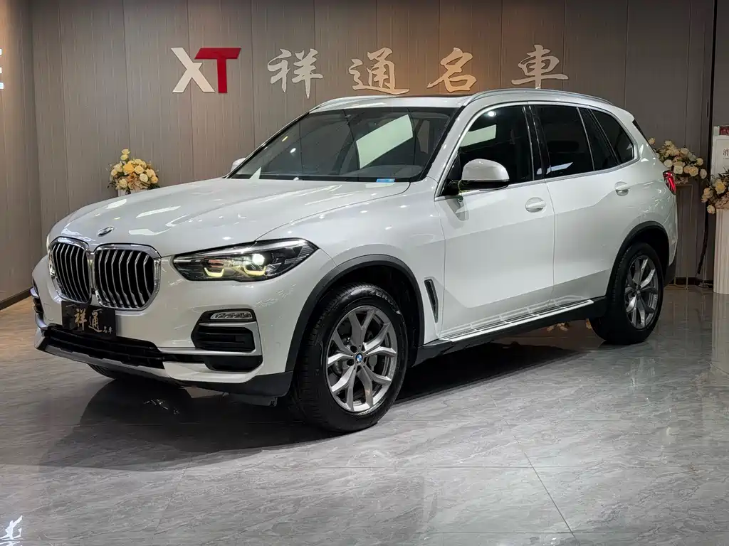 BMW X5 2020 — фото 1