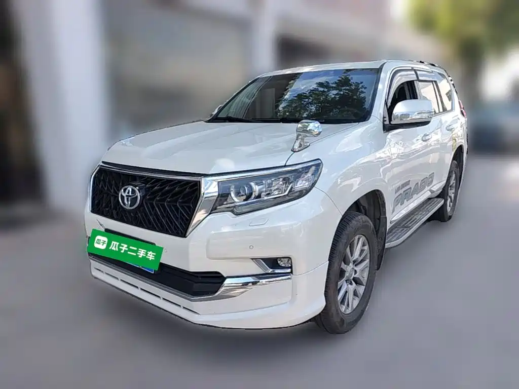 Toyota Prado 2019 — фото 1