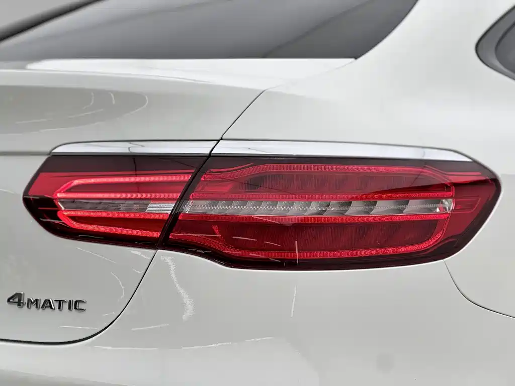 Mercedes-Benz GLC Coupe 2018 — фото 15