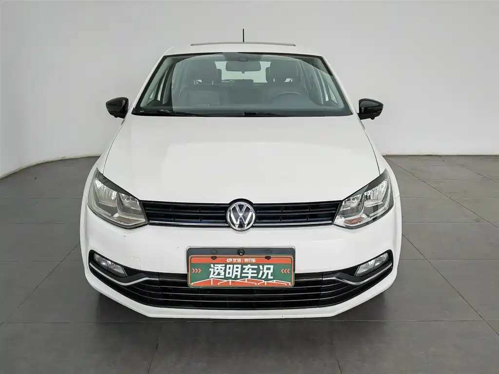 Volkswagen Polo 2015