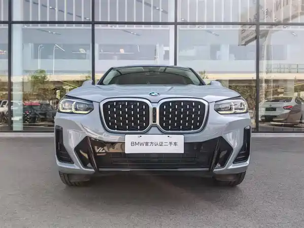 BMW X4 2023