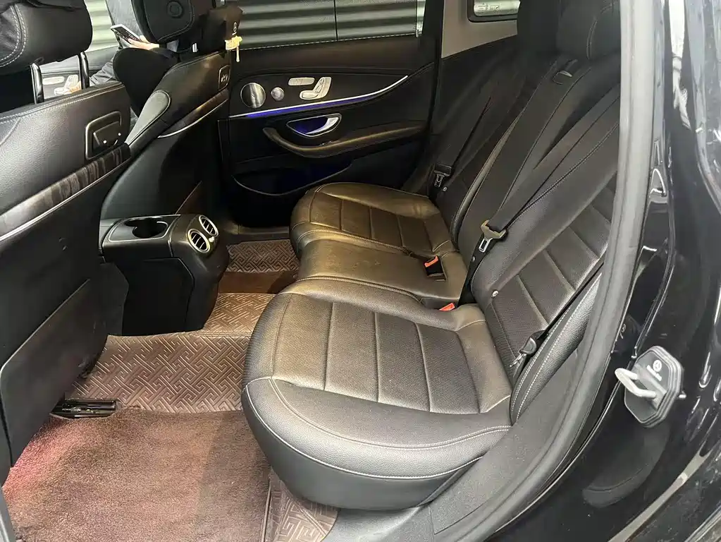 Mercedes-Benz E-Class 2020