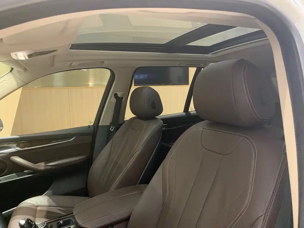 BMW X5 2015 — фото 13
