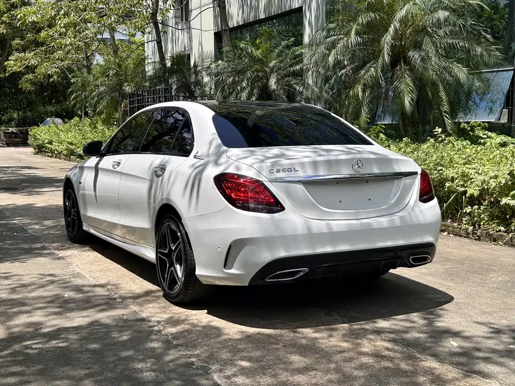 Mercedes-Benz C-Class 2021