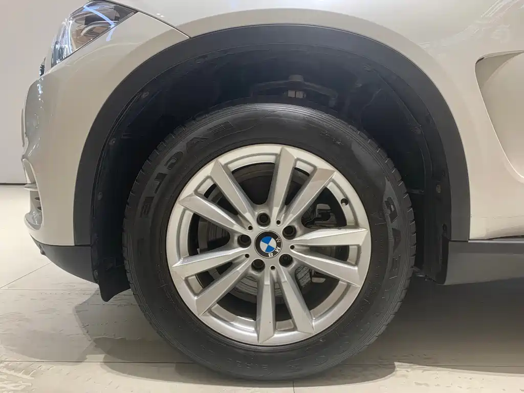 BMW X5 2015 — фото 19