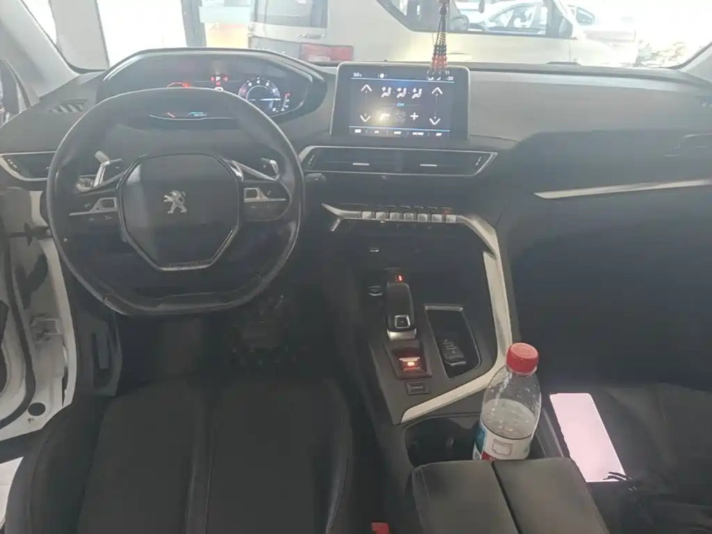 Peugeot 4008 2017 — фото 10