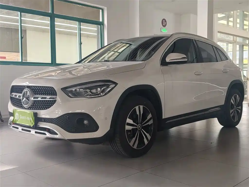 Mercedes-Benz GLA 2024 — фото 2