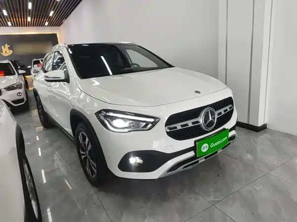 Mercedes-Benz GLA 2021