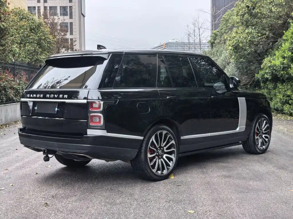 Land Rover Range Rover 2018 — фото 14