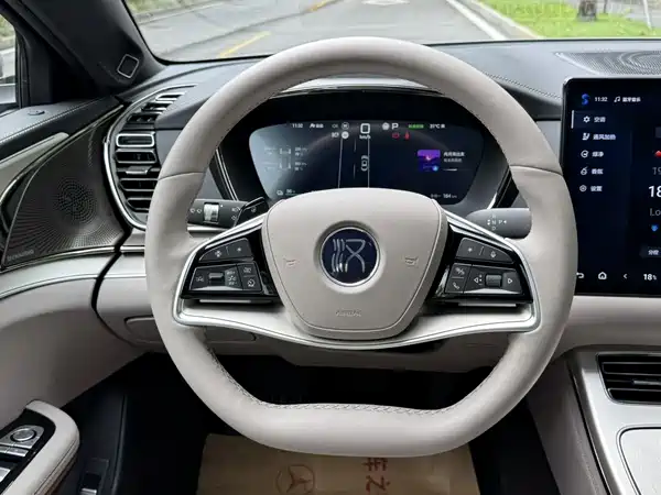BYD Han 2026