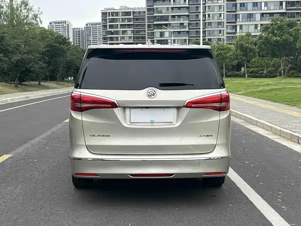 Buick GL8 2018