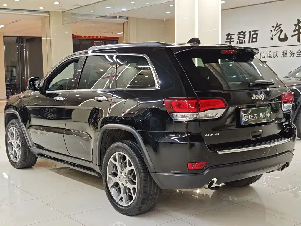 Jeep Grand Cherokee 2021 — фото 14