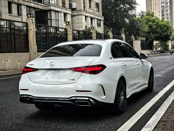 Mercedes-Benz C-Class 2025