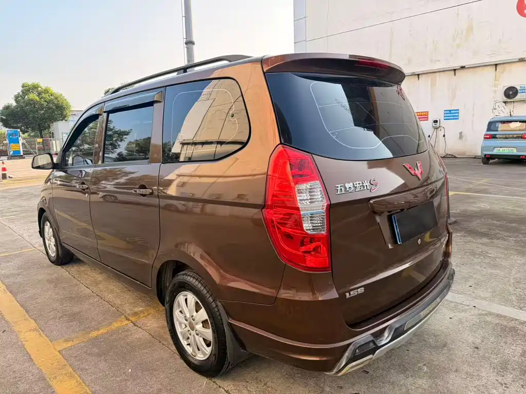 Wuling Hongguang 2018 — фото 7