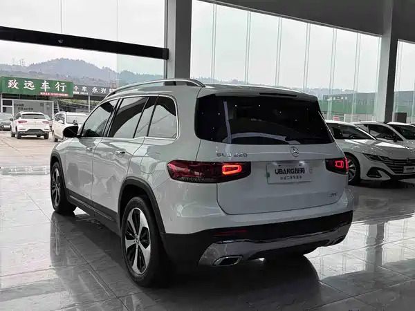 Mercedes-Benz GLB 2022