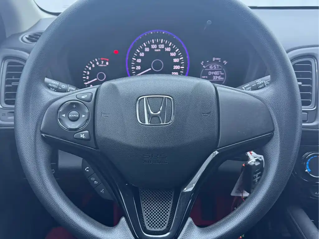 Honda Vezel 2022 — фото 12