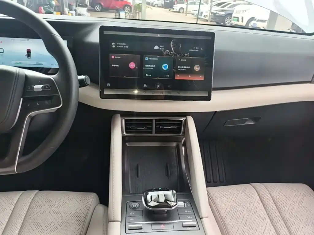 BYD Yuan UP 2025