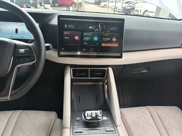 BYD Yuan UP 2025
