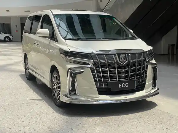 Toyota Alphard 2013