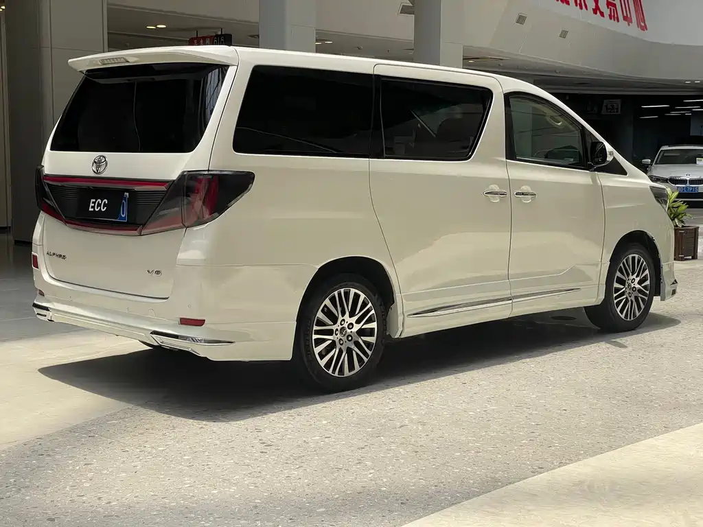 Toyota Alphard 2013 — фото 8