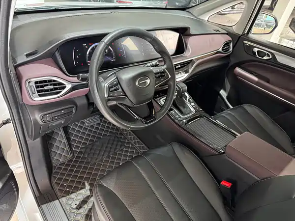 GAC Trumpchi M6 2023