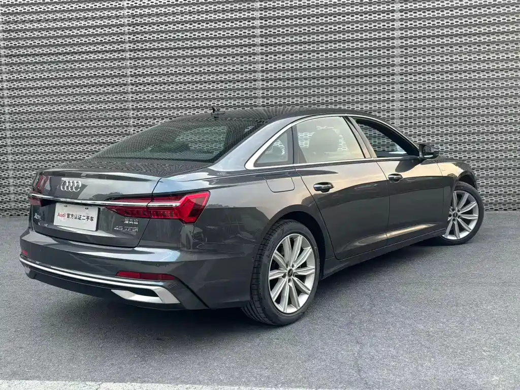 Audi A6L 2024