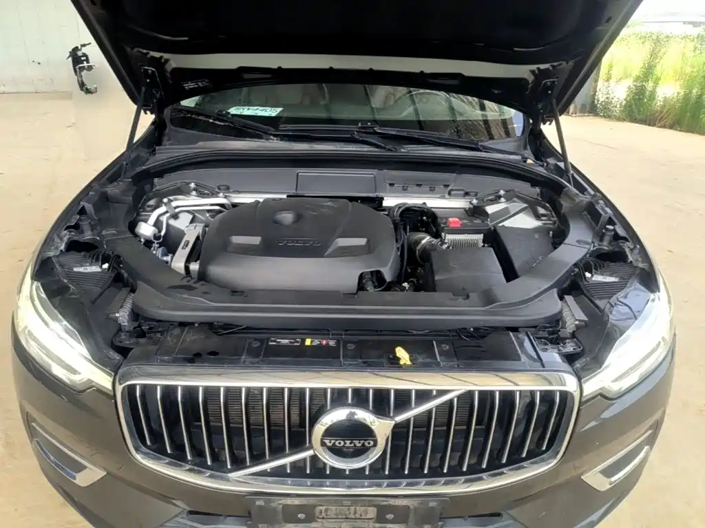 Volvo XC60 2019 — фото 20