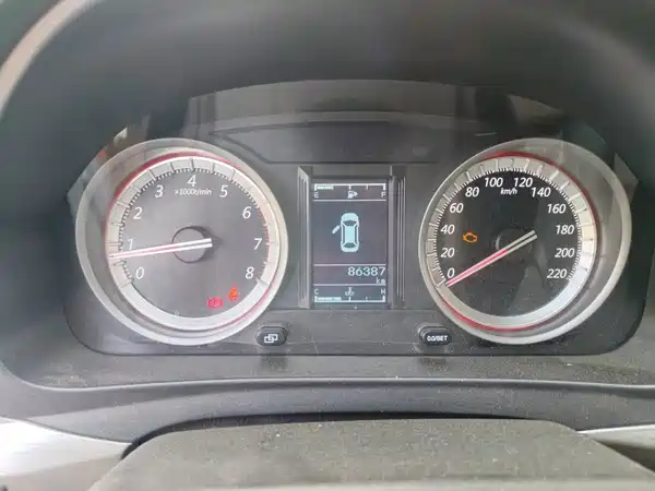 Dongfeng Jingyi X5 2017