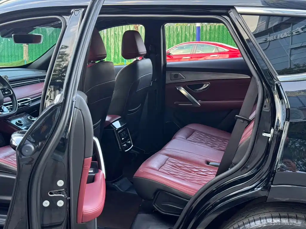 Jetour X70 PLUS 2023