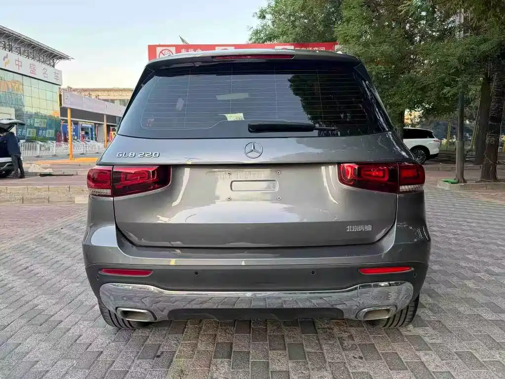 Mercedes-Benz GLB 2022