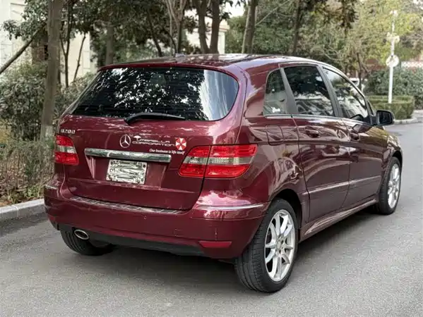 Mercedes-Benz B-Class 2011