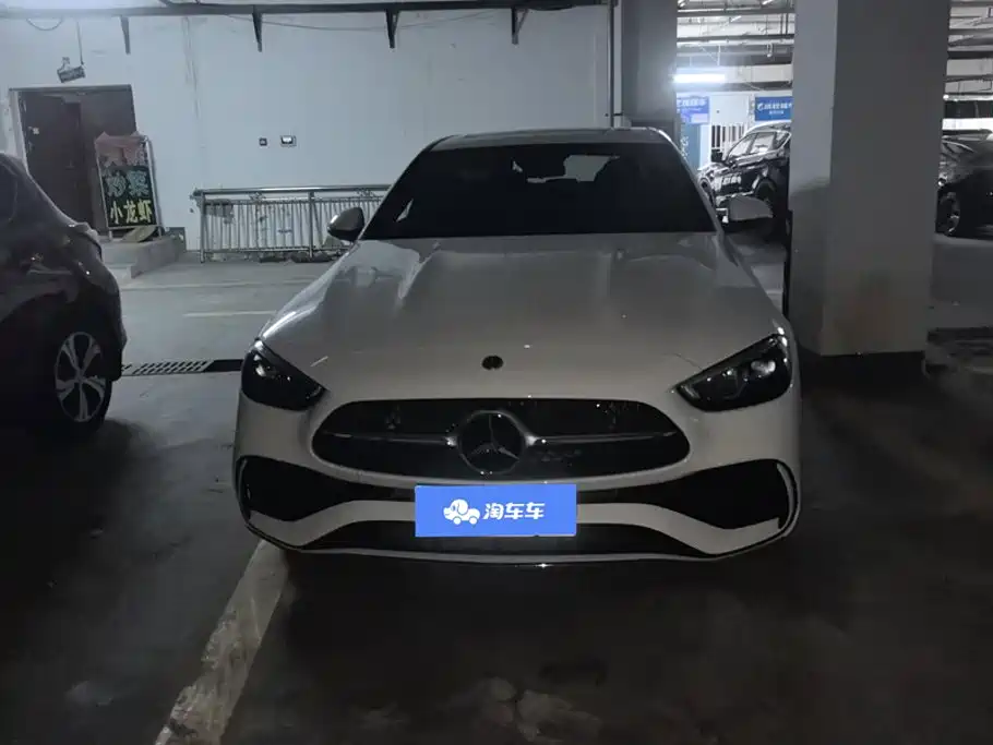 Mercedes-Benz C-Class 2024