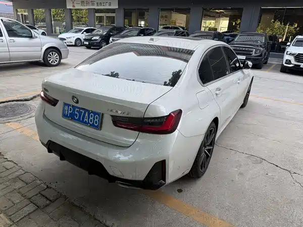 BMW 3 Series 2025