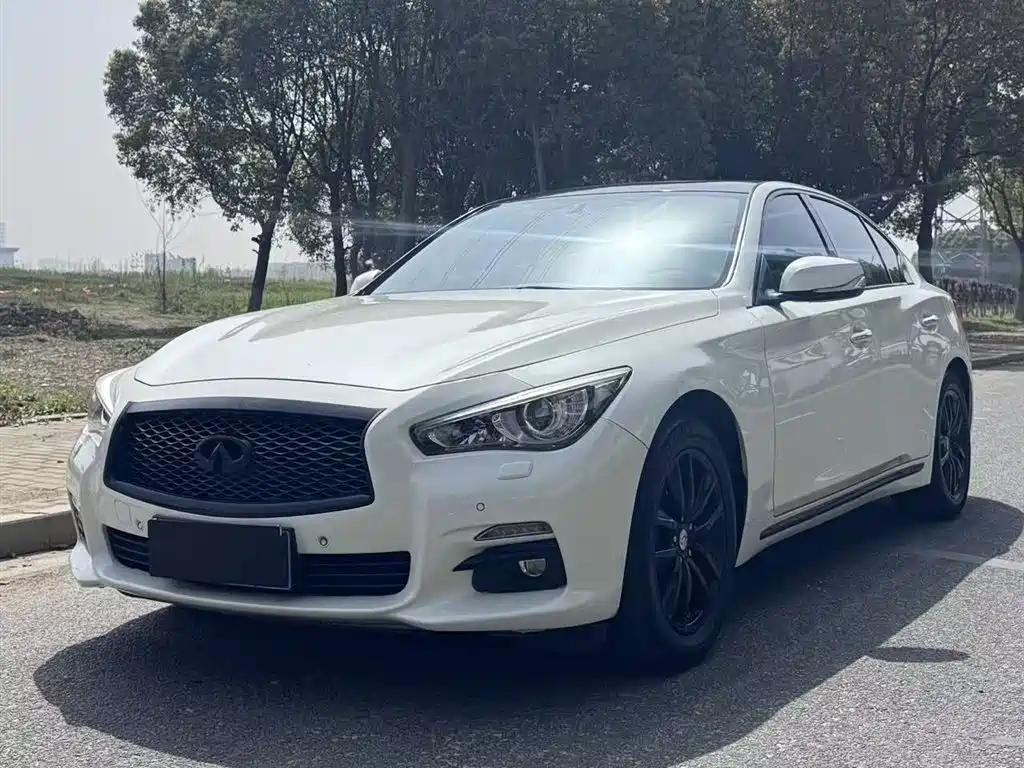 Infiniti Q50L 2017 — фото 2