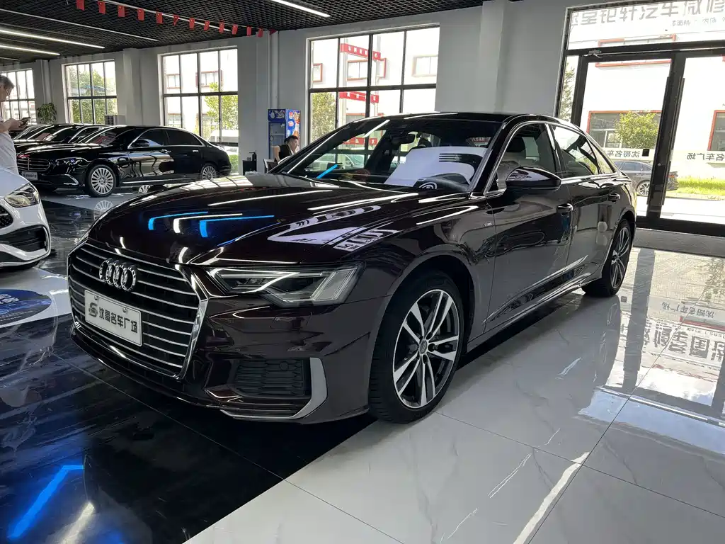 Audi A6L 2019 — фото 1