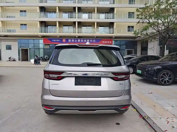 Geely Jiaji 2020