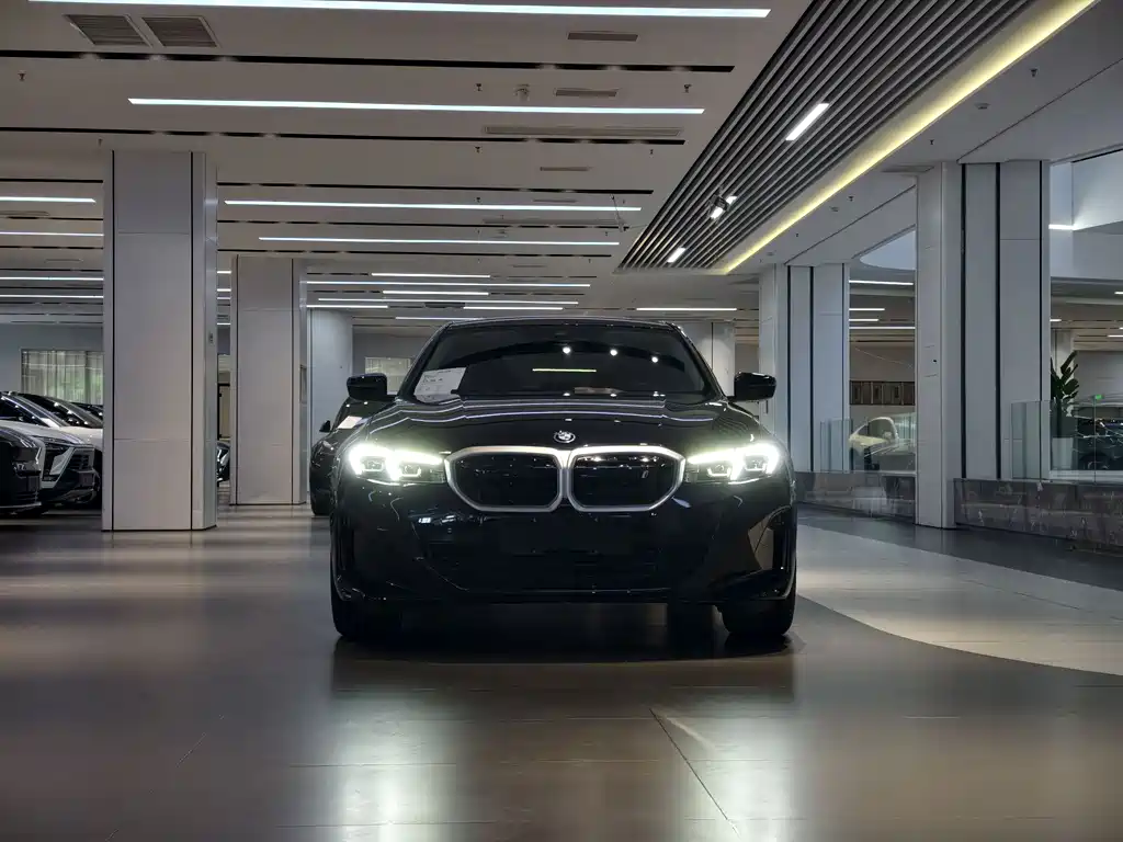 BMW i3 2024