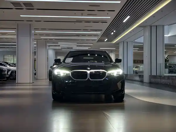 BMW i3 2024
