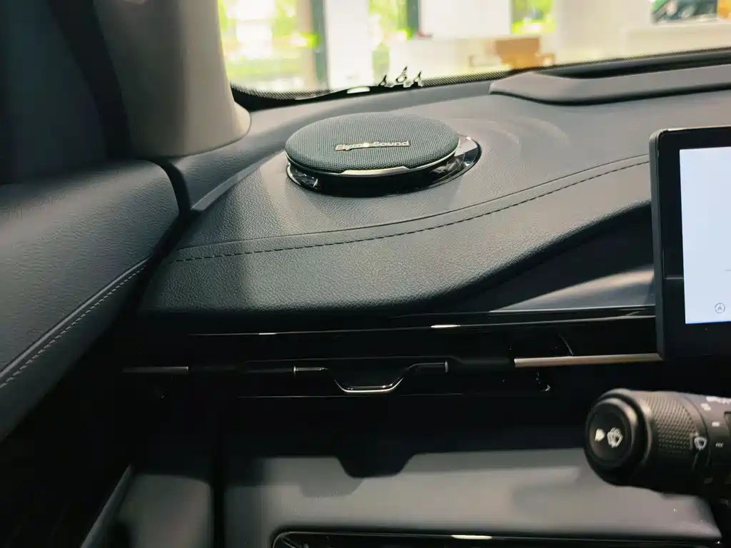 Geely Galaxy E5 2026 — фото 15