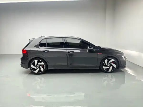 Volkswagen Golf GTI 2022