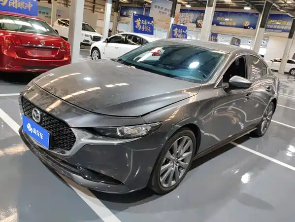 Mazda 3 Axela 2025