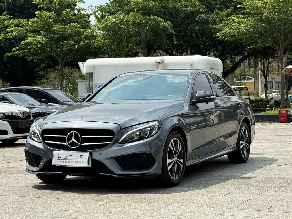 Mercedes-Benz C-Class 2018
