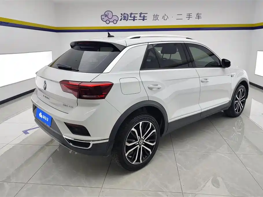 Volkswagen T-Roc 2021 — фото 3