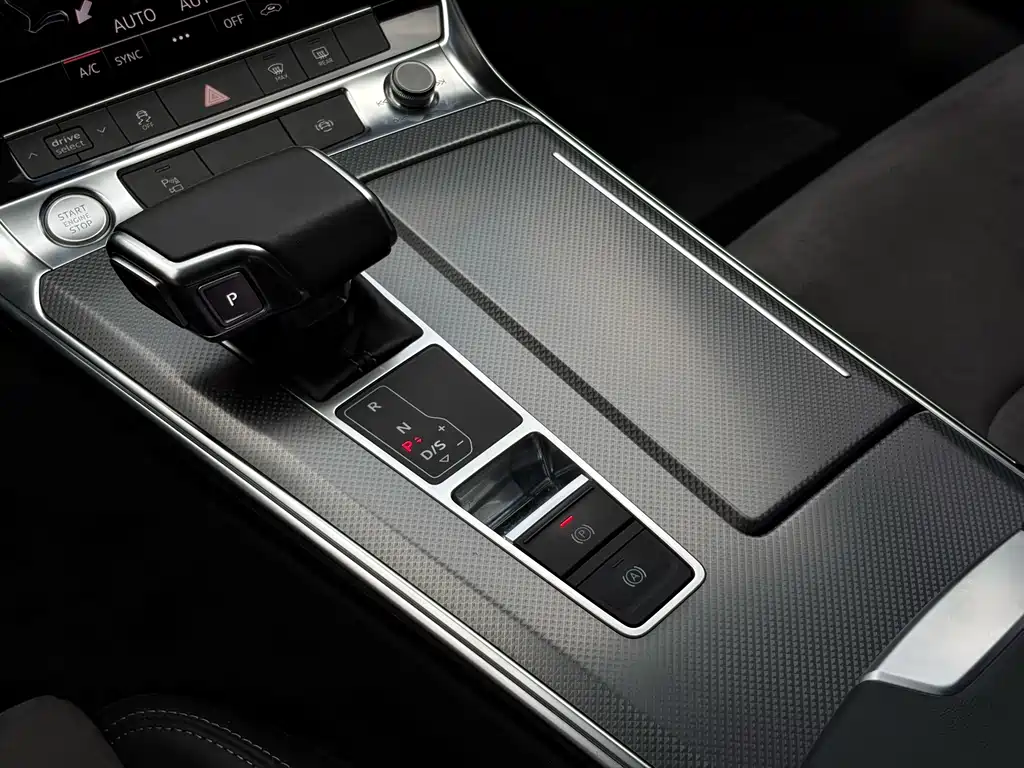 Audi A6L 2020 — фото 13